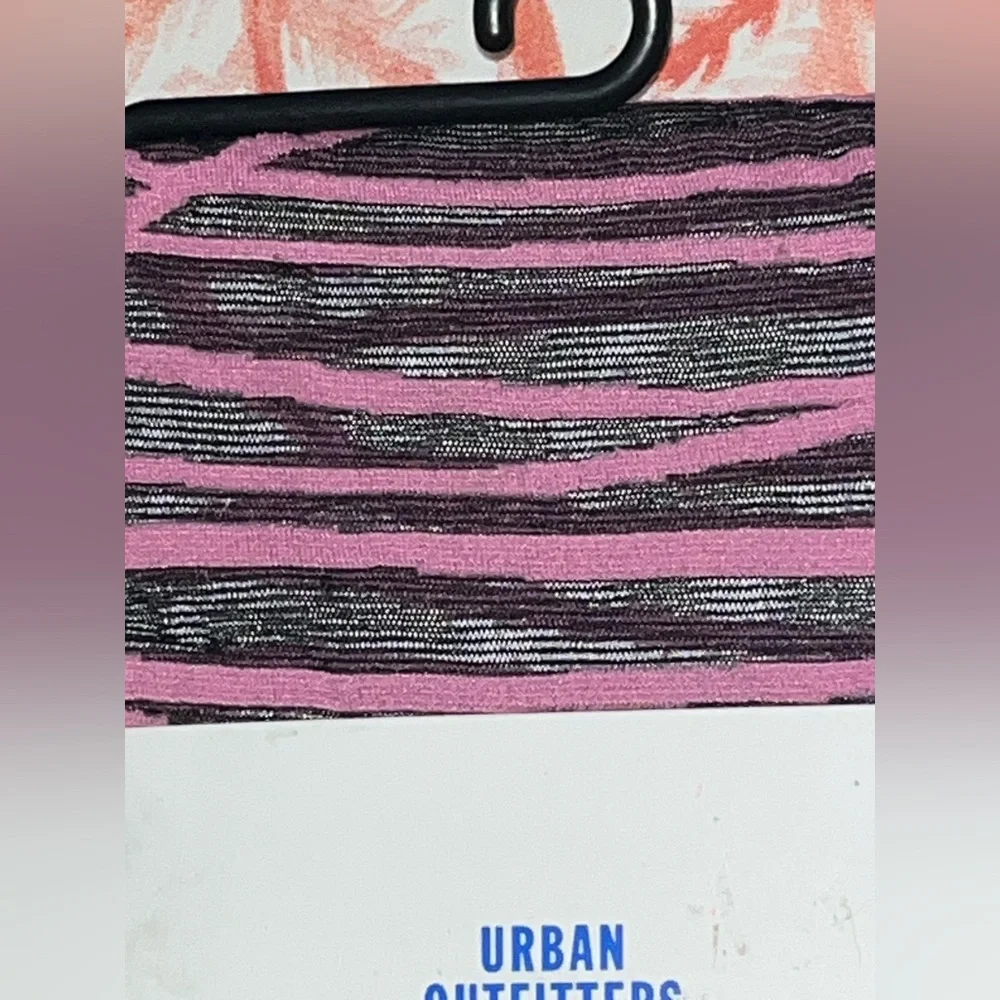 Urban Outfitters Black and Pink Striped Stockings Hosiery SZ M/L NEW NWT